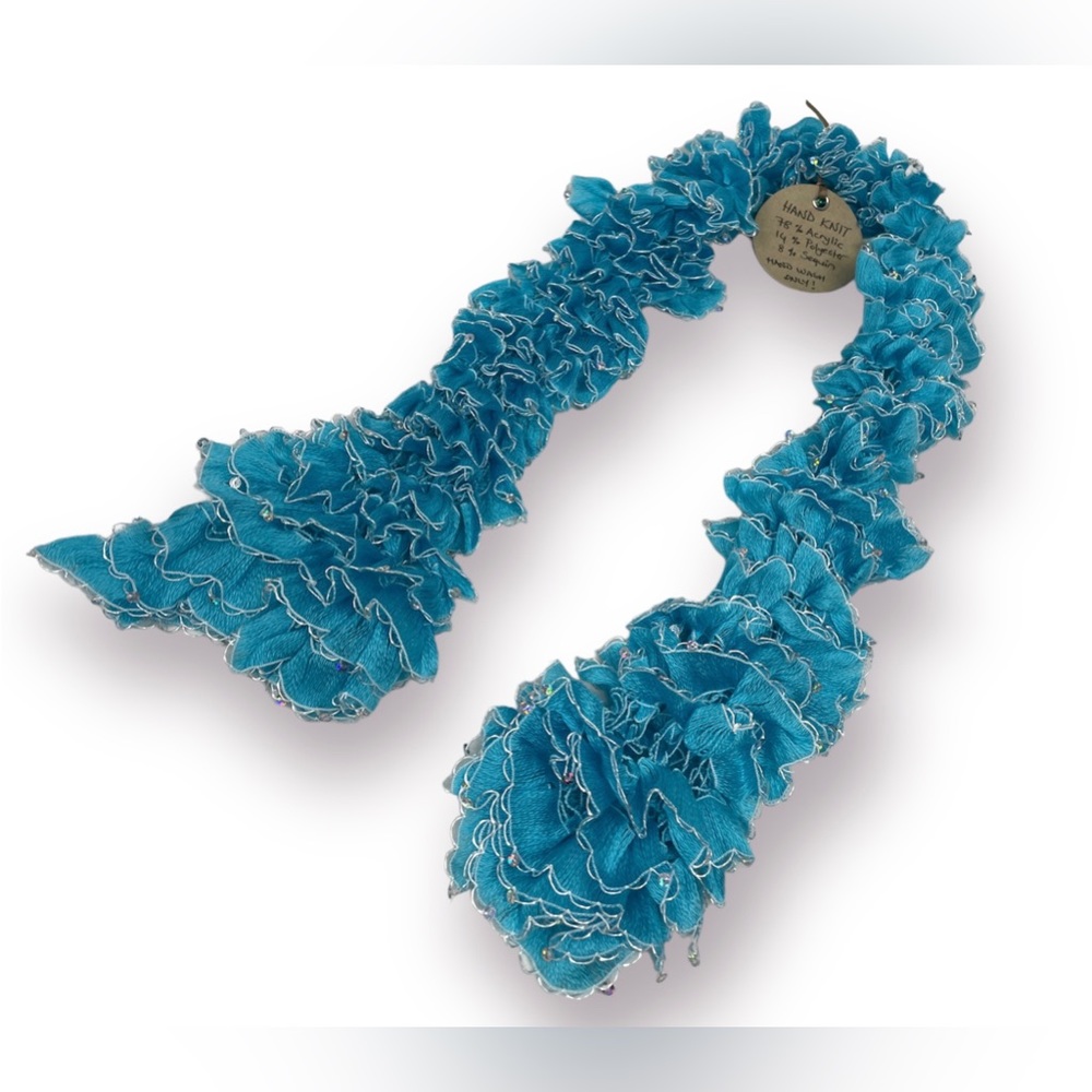 Hand Crafted Ruffle Scarf - Picture 3 of 3